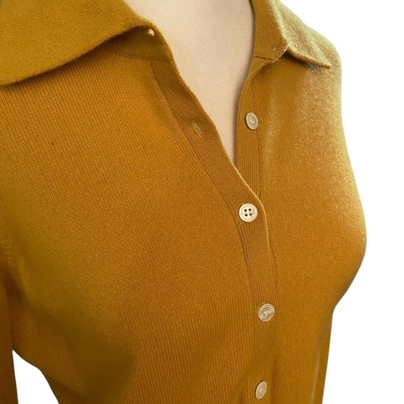 Sutton Studio 1/2 Buttoned 100% Cashmere Sweater Size M Mustard Quiet Luxury - Picture 5 of 8